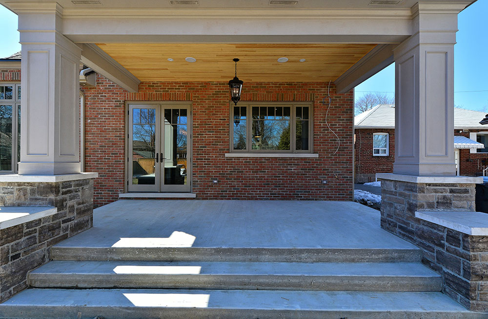 Burnelm_exterior porch