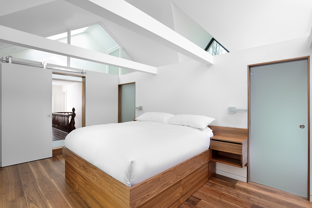 Farmhouse_primary bedroom