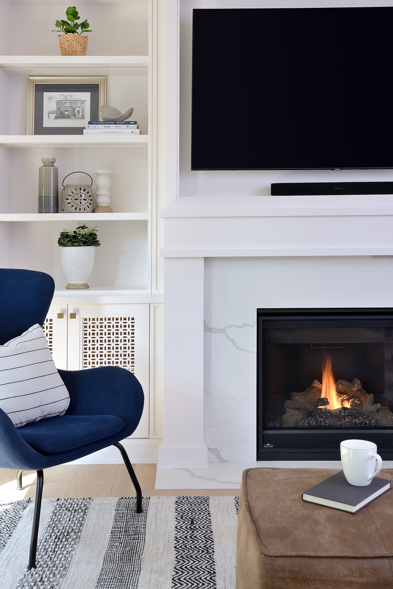 Leaside_living room close up