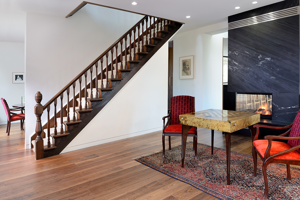 Farmhouse_staircase.jpg