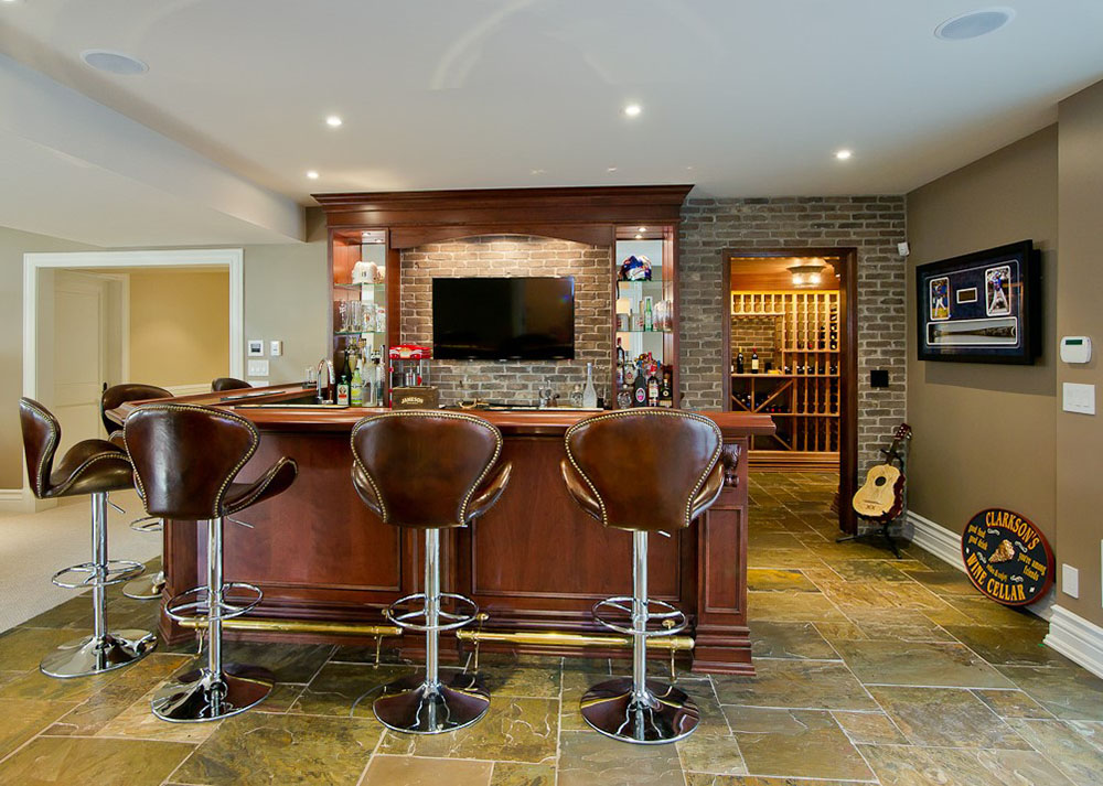 Greenfield-1_bar.jpg