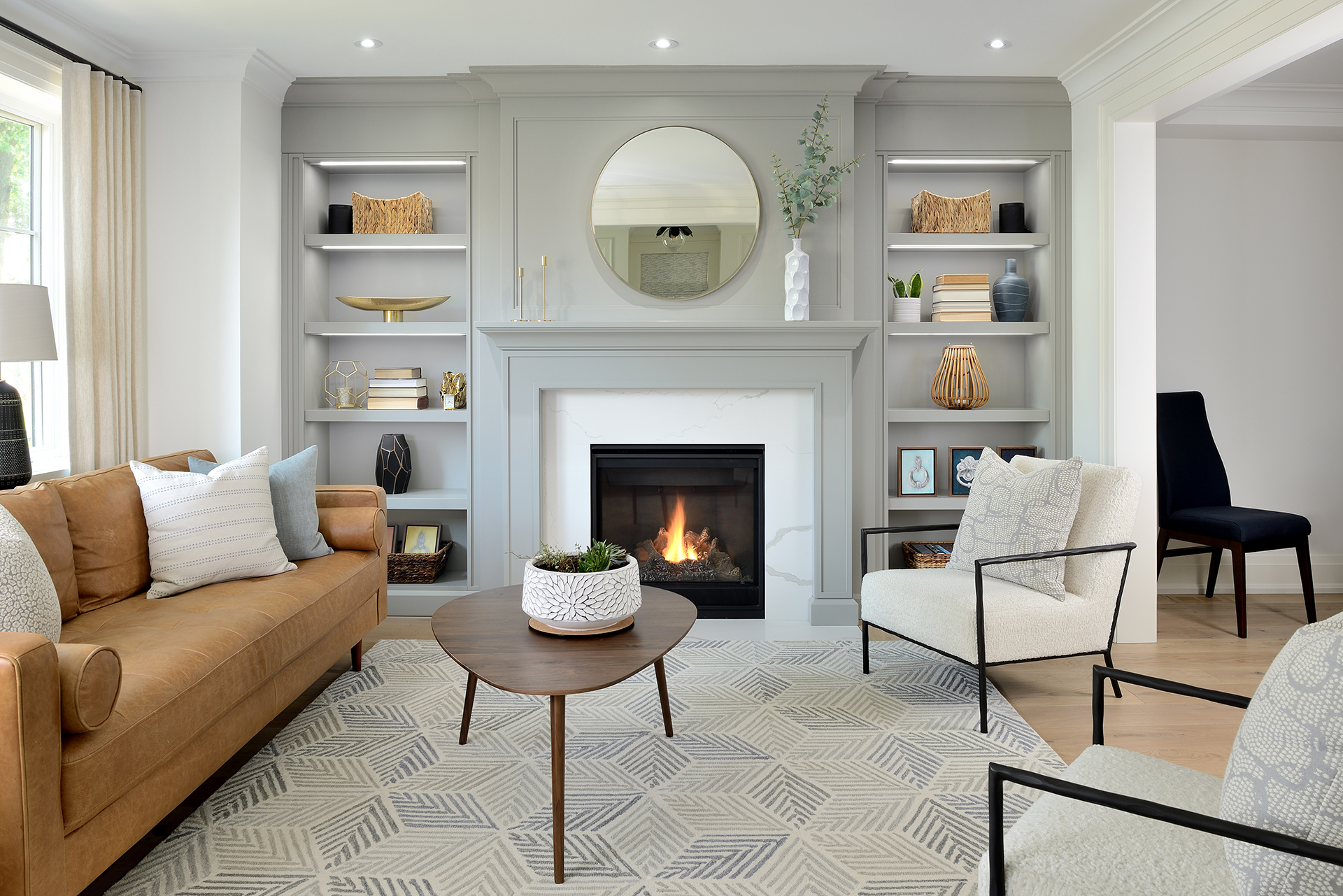 Leaside_living2.jpg